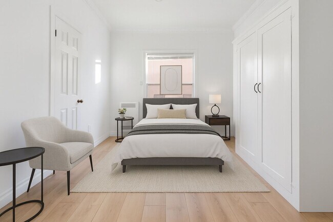 Building Photo - 724 S Mariposa Ave