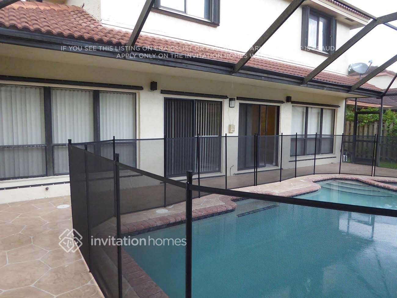 Building Photo - 9560 NW 18th Pl