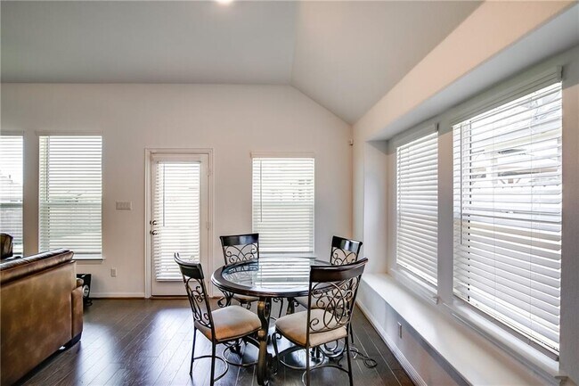 Building Photo - 149 Coronella Dr