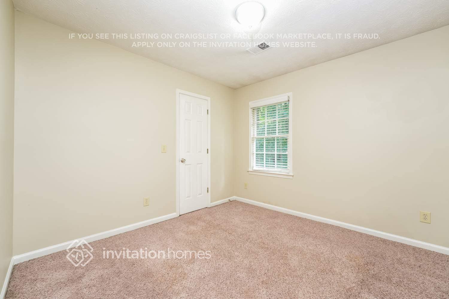 Building Photo - 776 Amberglen Ln