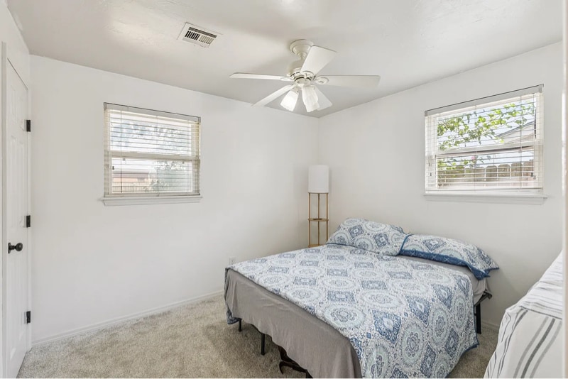 Building Photo - 1316 Sunrise Dr