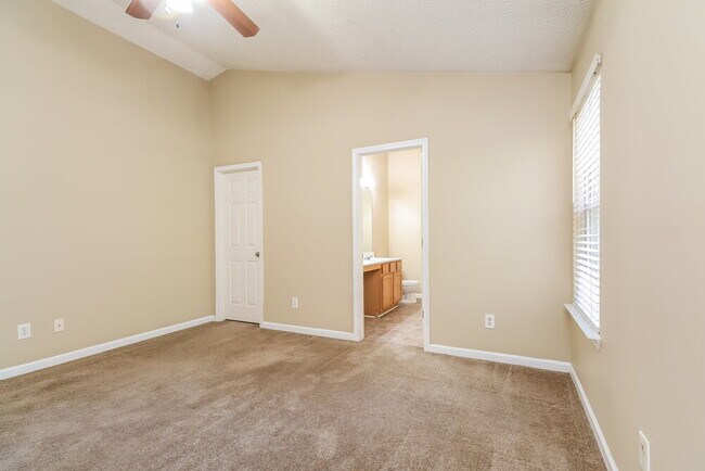Building Photo - 1130 Eatonton Way