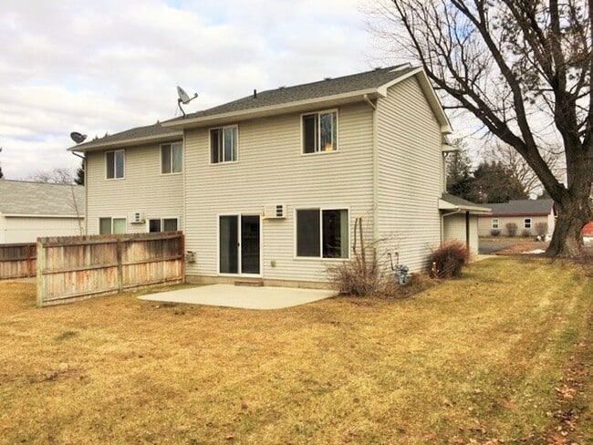Building Photo - 307-A-307-B N Hallett St