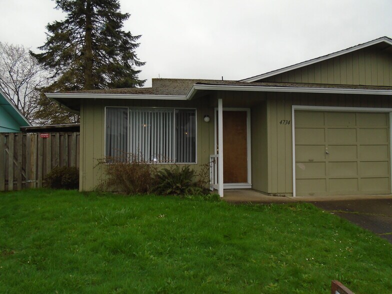 Primary Photo - 4732 Cougar Ct SE