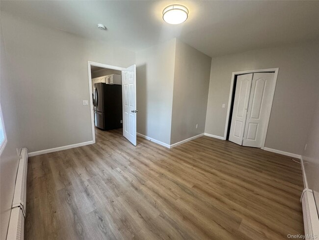 Building Photo - 621 2nd St