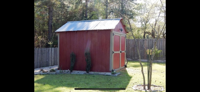 Building Photo - 4920 Haning Dr