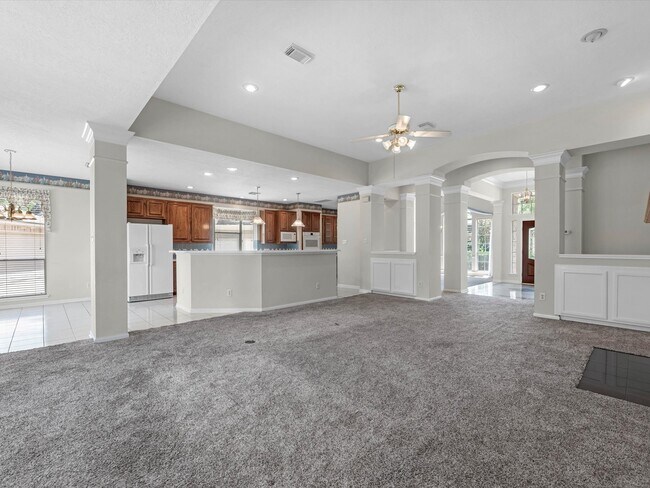 Building Photo - 13410 Spyglen Ct