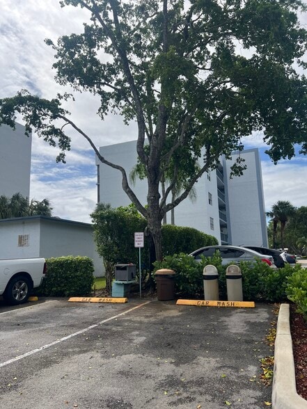 Car Wash Area - 6400 NW 2nd Ave