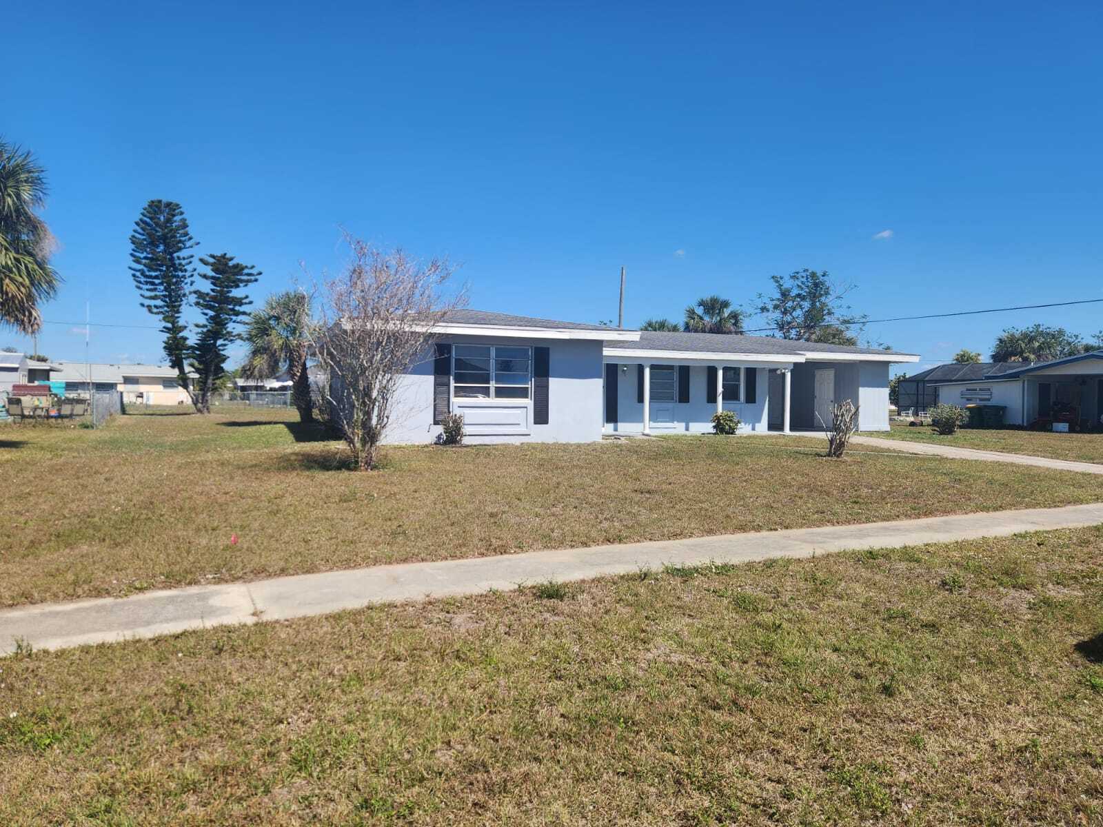 Building Photo - 22190 Laramore Ave
