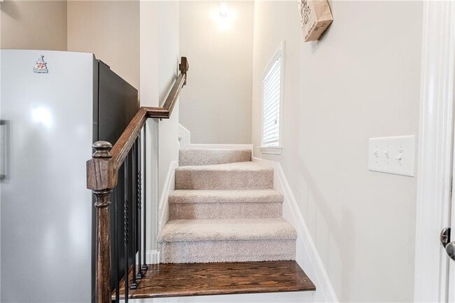 Building Photo - 801 Village Field Ct NW