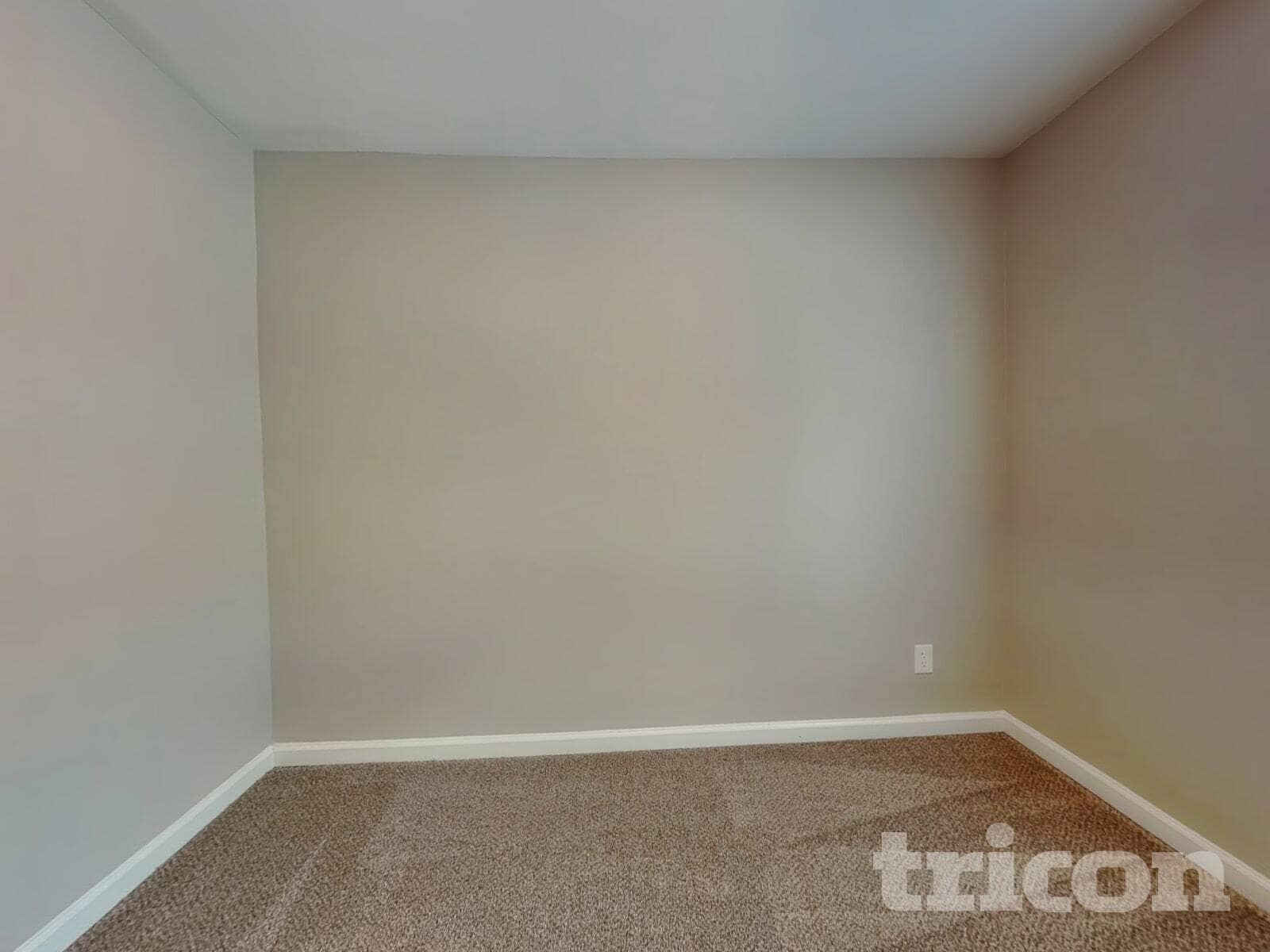 Building Photo - 2004 Blue Rock Ct