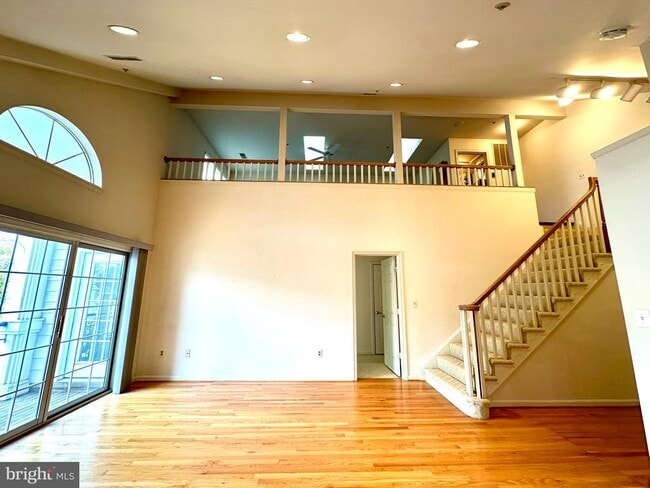 Building Photo - 164 Kendrick Pl