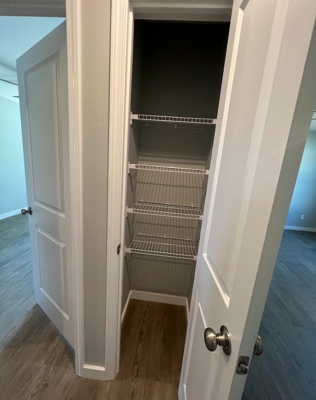 Building Photo - 3615 Lyle Ave