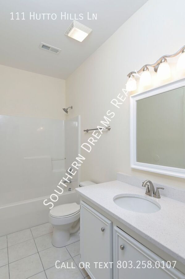 Building Photo - 111 Hutto Hill