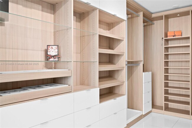 Building Photo - 92 SW 3rd St