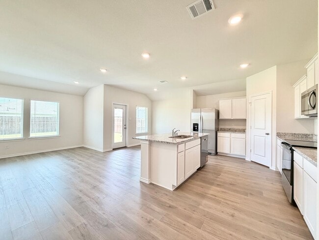Building Photo - Brand-New D.R. Horton Home in Riverfield with Resort-Style Amenities!