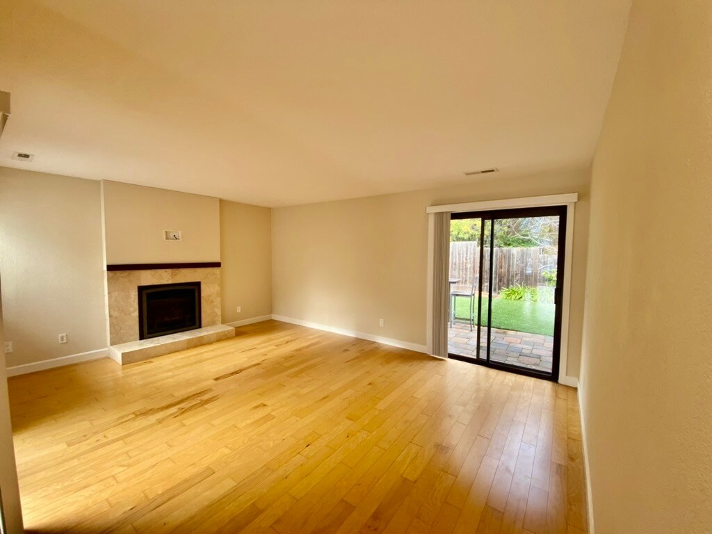 Living Room - 90 Holstrom Cir