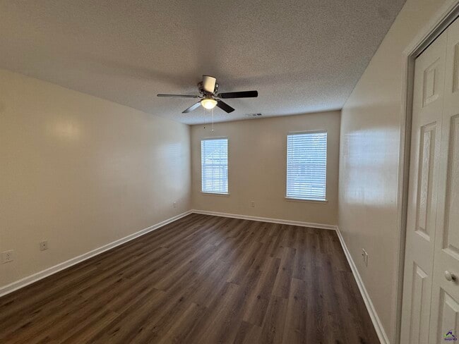 Building Photo - 242 Katelyn Cir