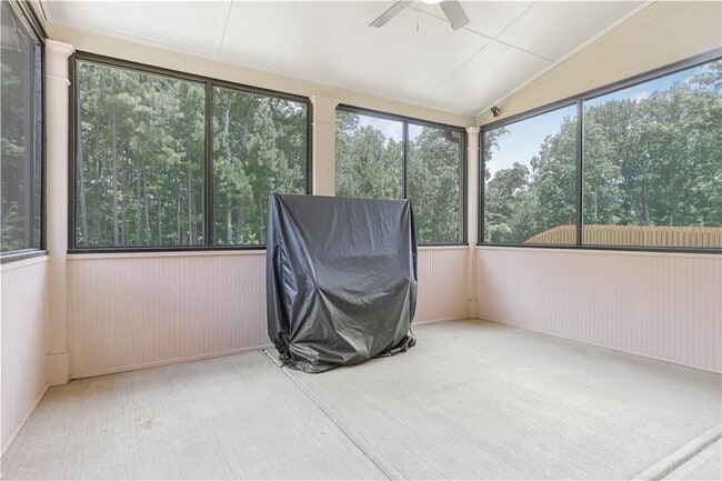 Building Photo - 282 Brant Cir