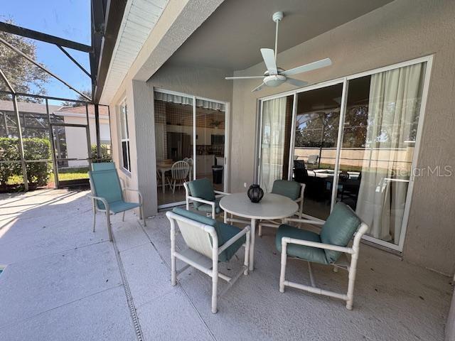 Building Photo - 8212 Fan Palm Way