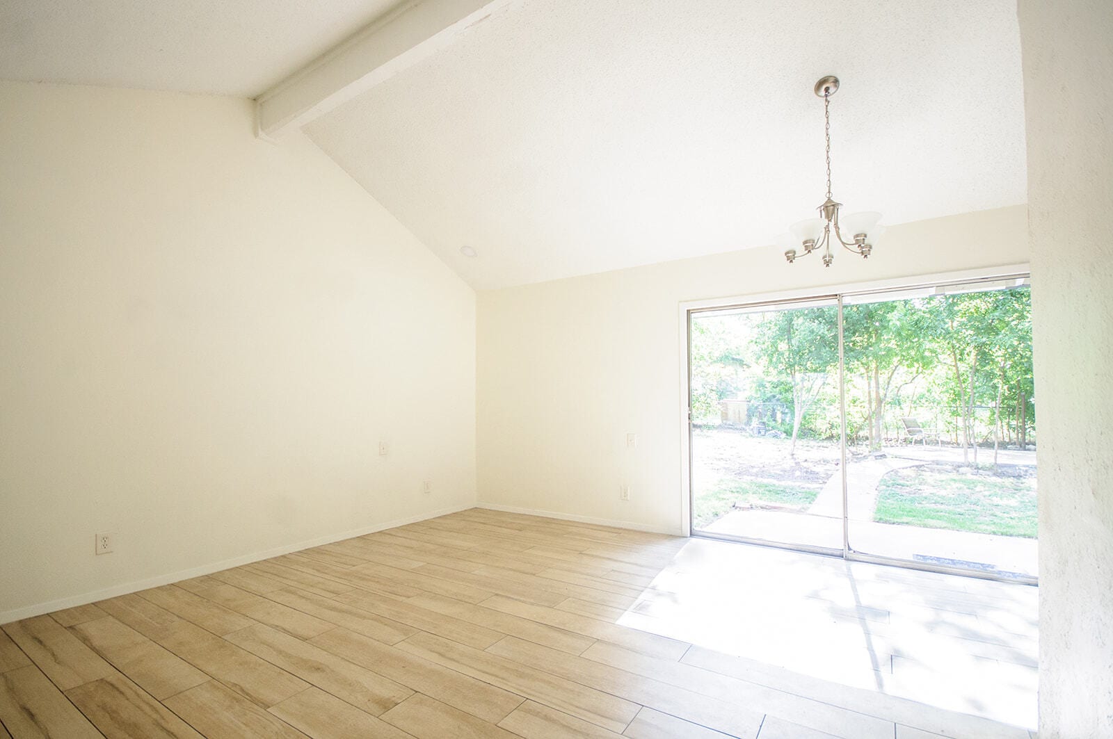 Building Photo - 6208 Glen Meadow Dr