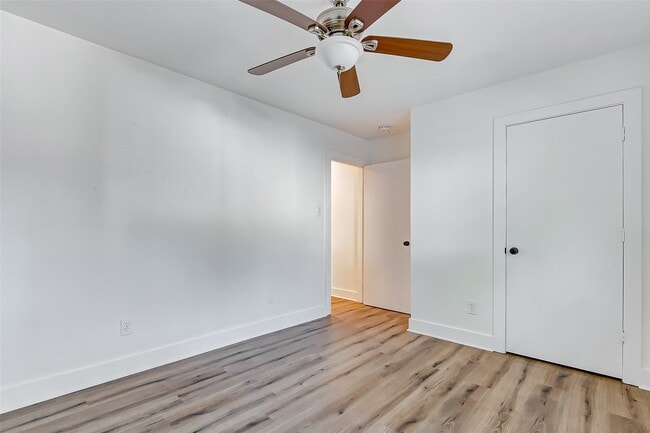 Building Photo - 21892 Silver Oak Ct