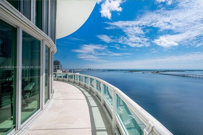 Building Photo - 1643 Brickell Ave