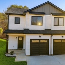 Building Photo - 2025 Built Townhome - Move-In Ready!