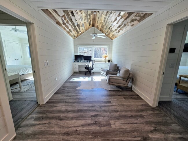 Building Photo - 151 Timpson Cove Rd