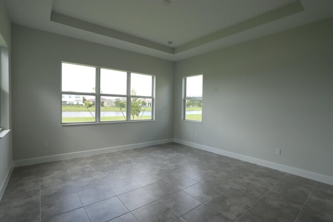 Building Photo - 15192 Wildwood Cir