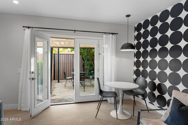 Building Photo - 7243 E Virginia Ave