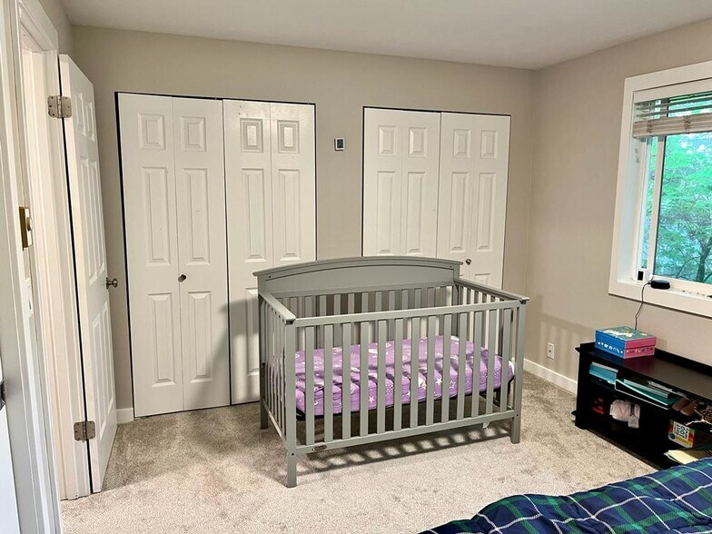 Building Photo - 1526 192nd St SE