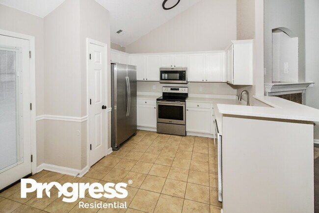 Building Photo - 12600 Hunters Forest Cove