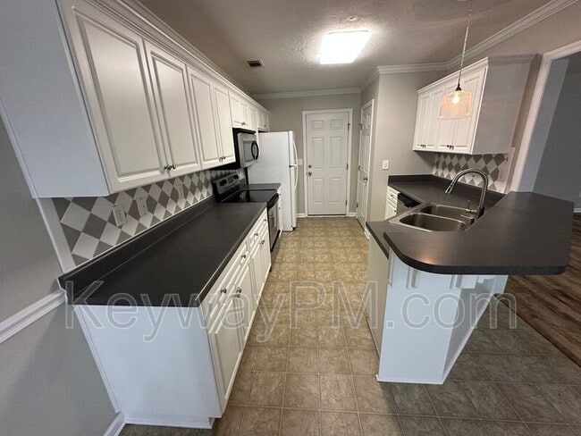 Building Photo - 110 Fox Haven Dr