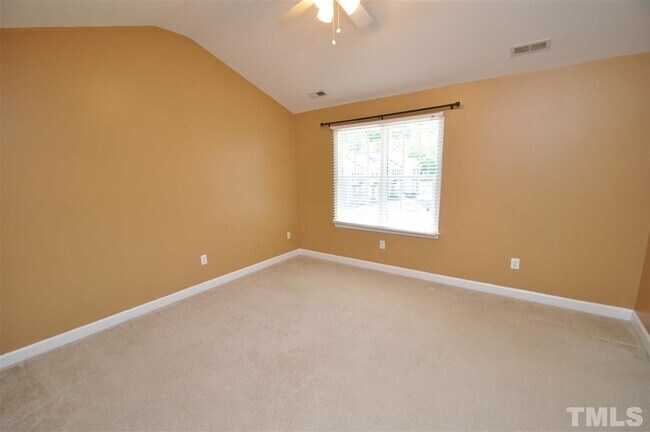 Building Photo - 2222 Trailwood Valley Cir