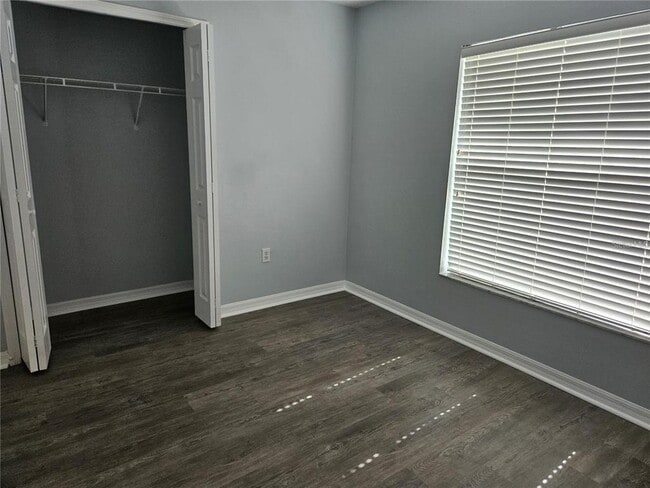 Building Photo - 375 Willow Song Ct