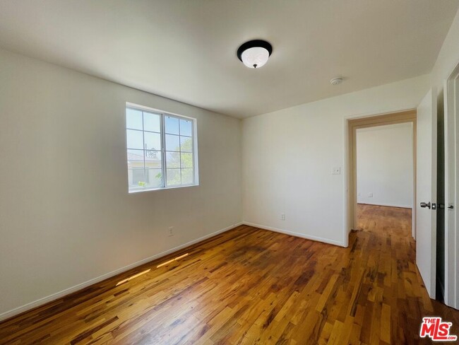 Building Photo - 5029 Klump Ave