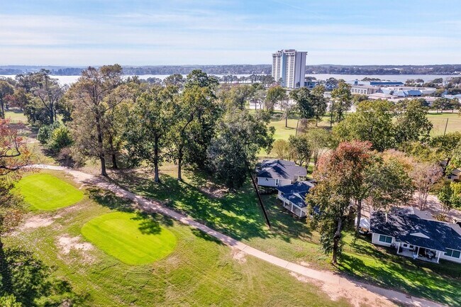 Building Photo - 3535 Balboa Cir