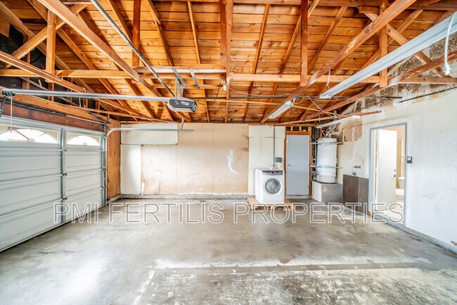 Building Photo - 1506 Webster St