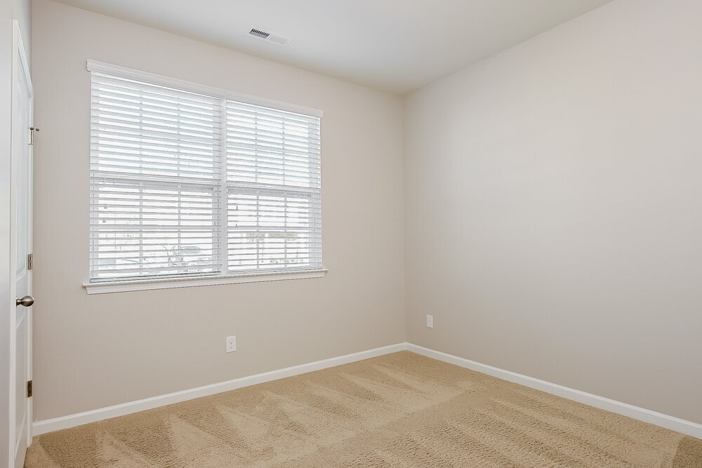 Building Photo - 621 Rose Mallow Dr