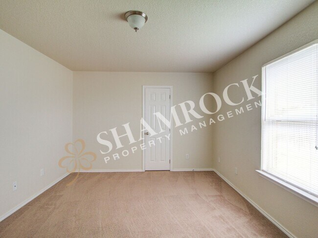 Building Photo - Bosqueville ISD Home