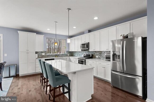 Building Photo - 458 Indigo Way