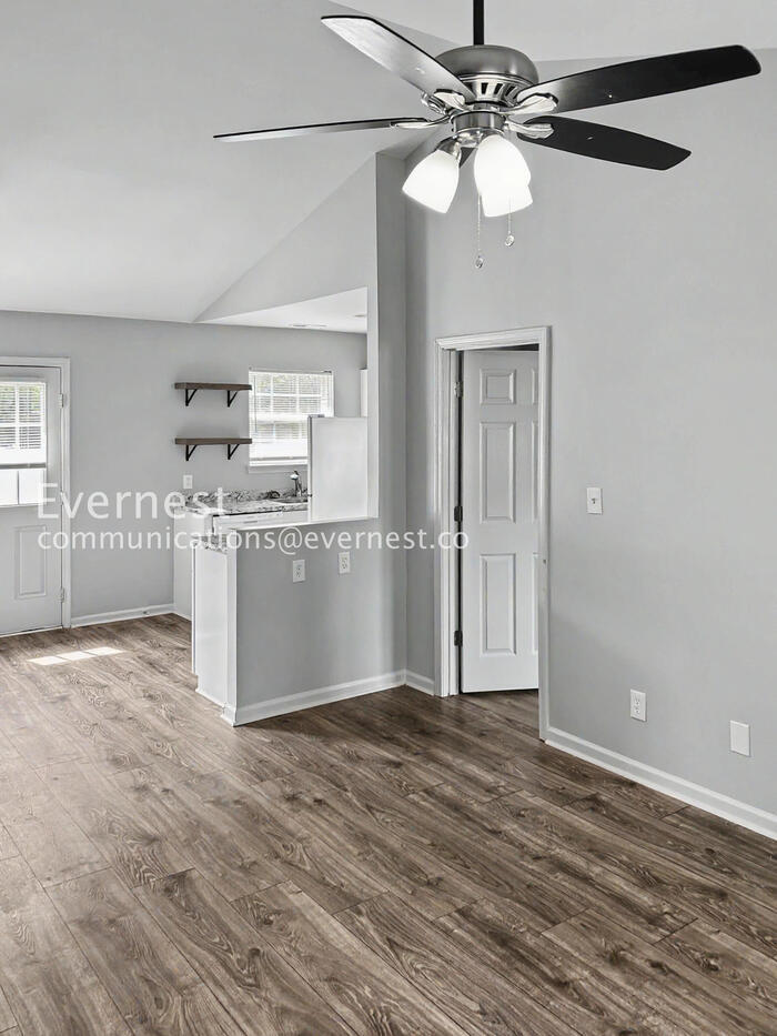 Building Photo - 1439 Clooney Ln