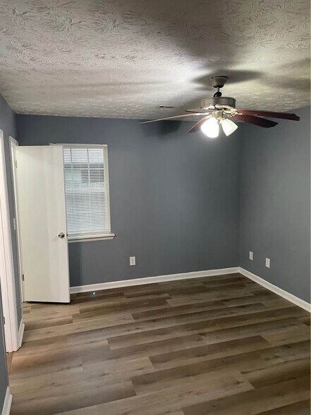 Building Photo - 6356 Steepleridge Ct