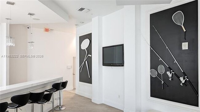 Building Photo - 350 S Miami Ave