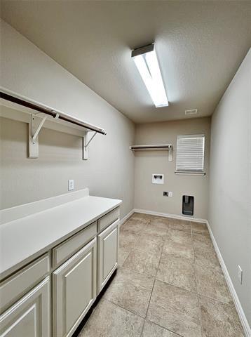 Building Photo - 600 Bretts Way