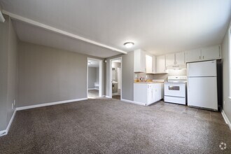 Building Photo - 187 Delmar Dr