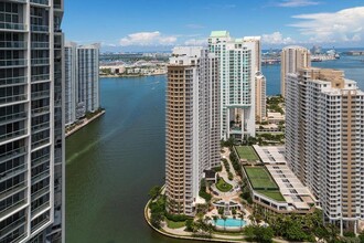Building Photo - Icon Brickell Unit 4010