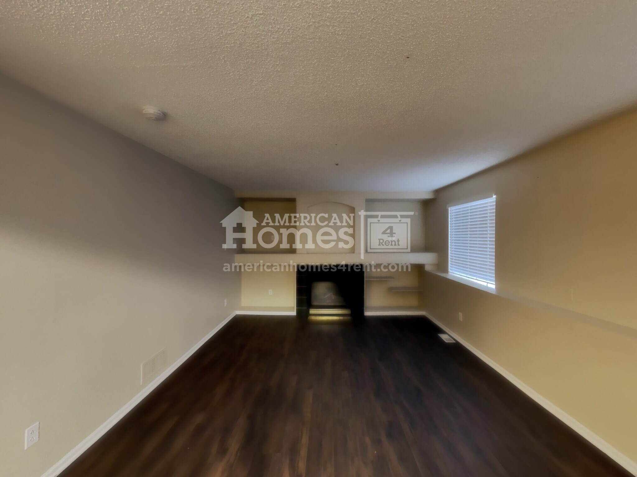 Building Photo - 11468 River Run Pky