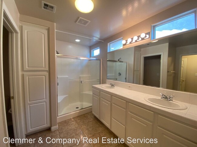Building Photo - 3 br, 2 bath House - 11609 Privet Place